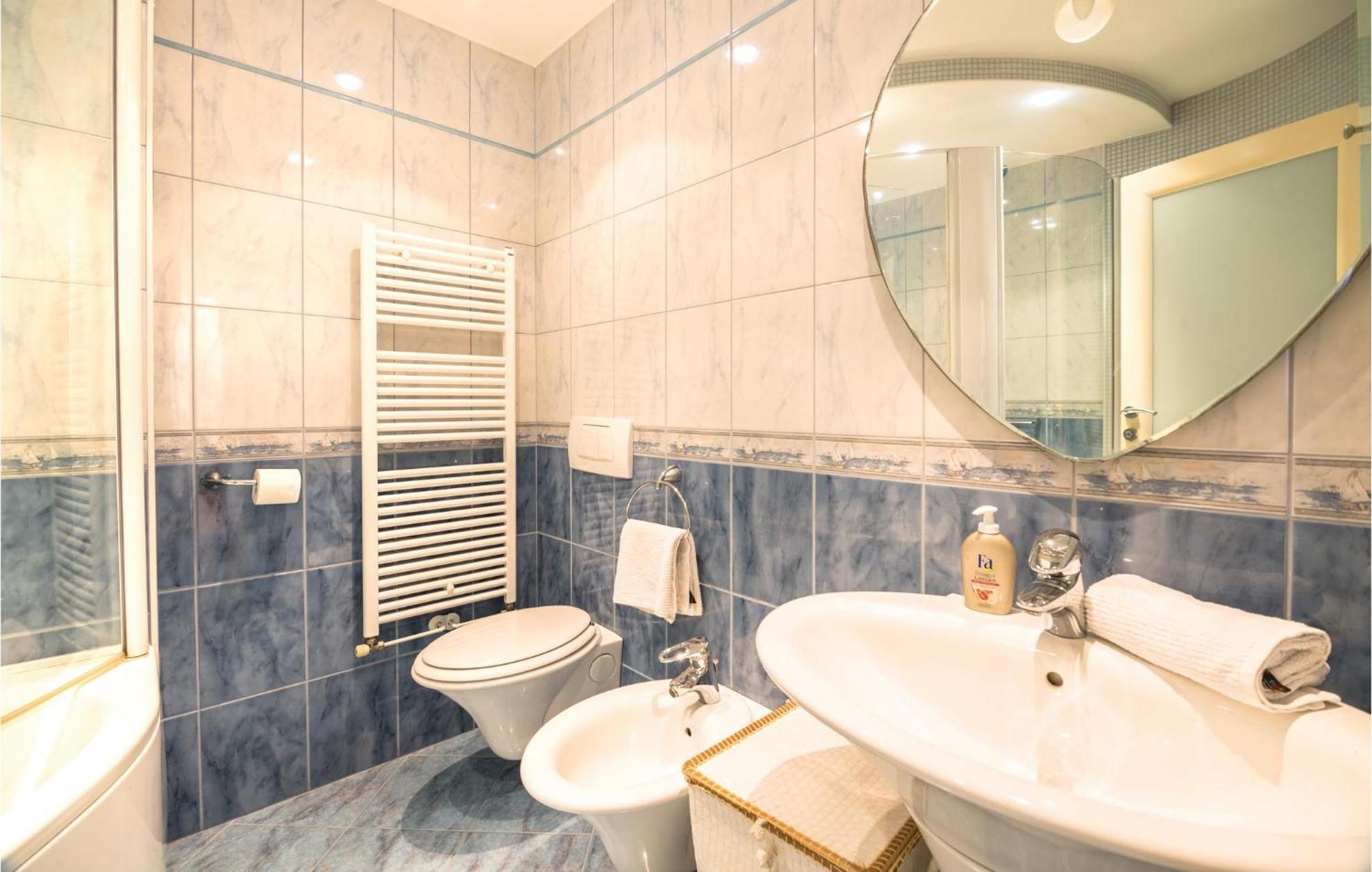 Cozy Apartment In Rijeka With Kitchen Εξωτερικό φωτογραφία